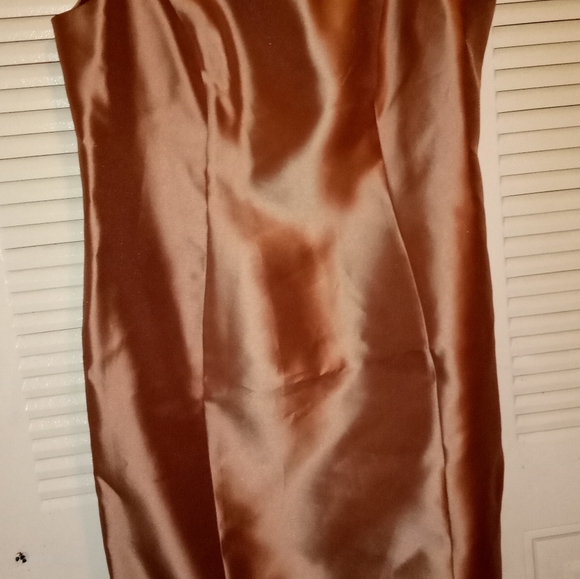 Gorgeous Gold EY BOUTIQUE Matching Dress with Jacket (16) - Picture 9 of 12
